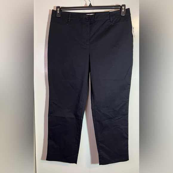 Talbots NWT Stretch Twill Crop Pants Women’s Size 14 Black - Picture 8 of 10